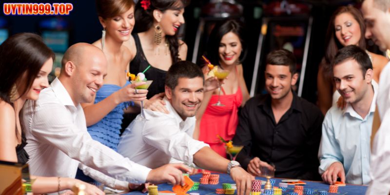 Đăng nhập UYTIN999 trải nghiệm cá cược cực đã