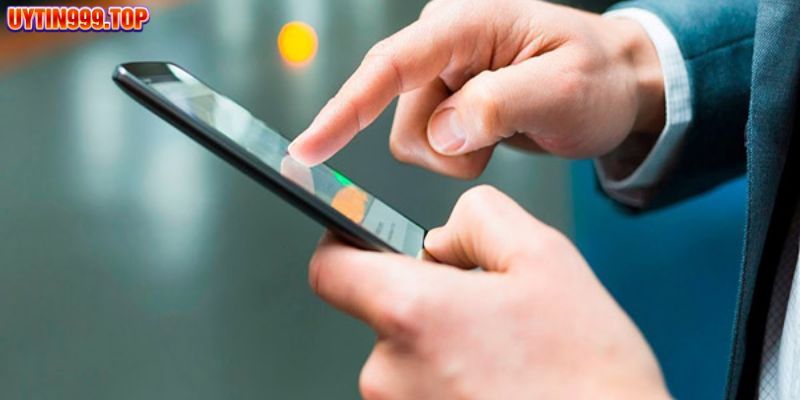 Hoàn thành form đăng ký tài khoản tại UYTIN999